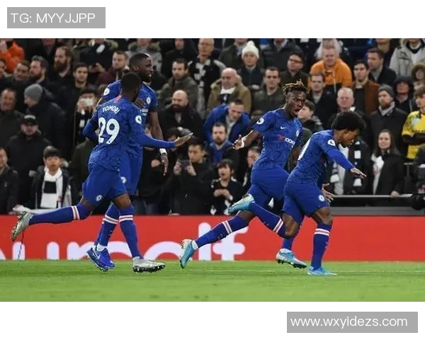 尤文图斯与热刺激战成平局赛果引发球迷热议与期待