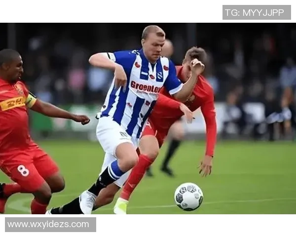 鹿斯巴达与奈梅亨的激烈对决揭示了足球战术的博弈与激情碰撞